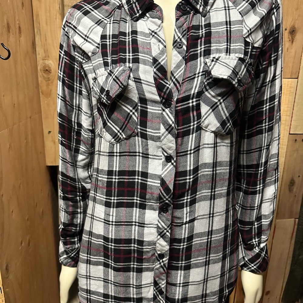 Rails Kendra Button Front Flannel Size Medium - image 3